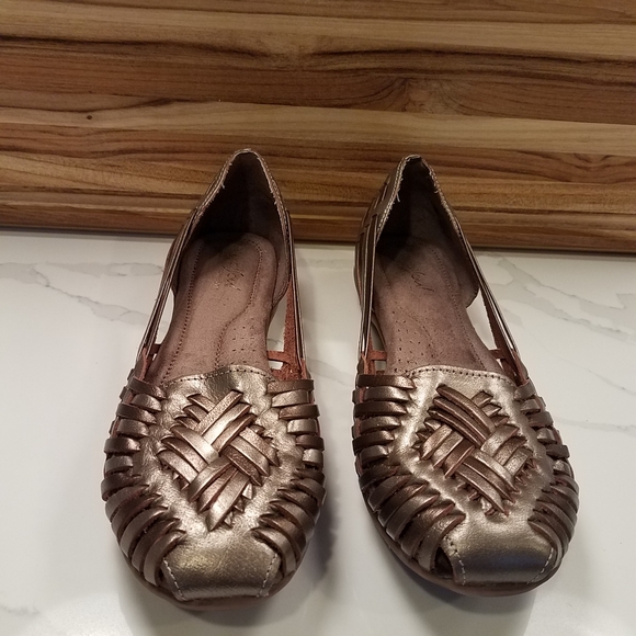 Natural Soul Shoes - Natural soul Woven Leather Flats Size 8 Color Bronze